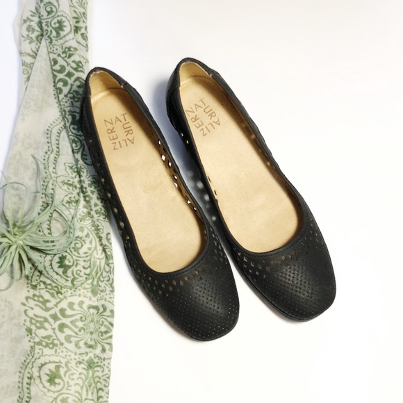 naturalizer brina wedge pump